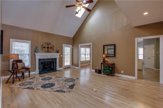 243 White Cloud Trl, Murfreesboro, TN 37127