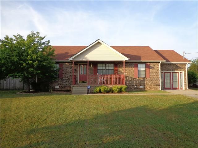1011 Infinity Ct, Smyrna, TN 37167