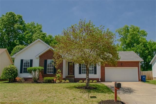 2128 Riverway Dr, Old Hickory, TN 37138