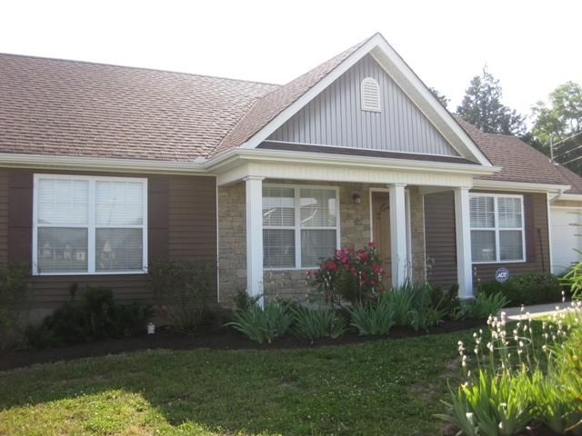209 Peyton Leann Pt, La Vergne, TN 37086