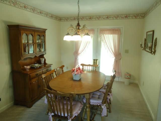 1912 Gettysburg Ln, Columbia, TN 38401
