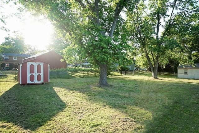 209 Elnora Dr, Hendersonville, TN 37075