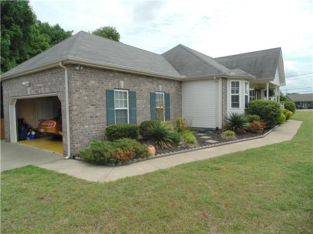 100 Largo Vista Ps, Mount Juliet, TN 37122