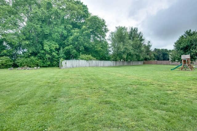 2725 Learcrest Ct, Thompsons Station, TN 37179