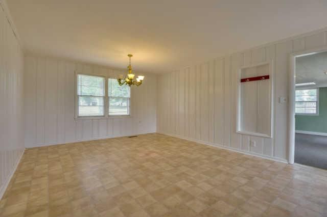 2125 Hill Dr, Madison, TN 37115