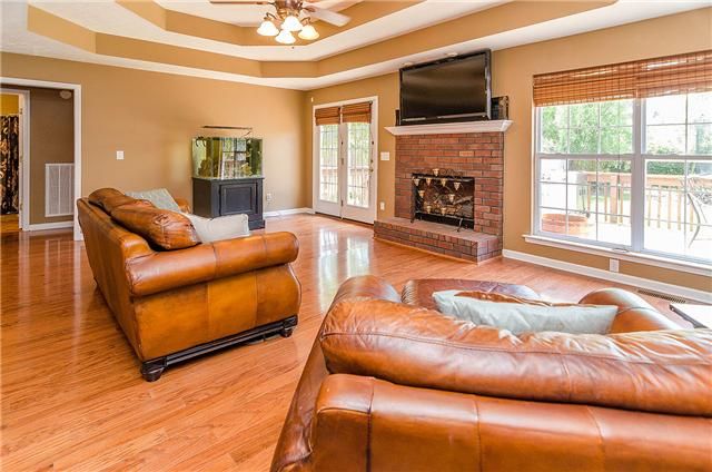 2062 Sunday Silence Dr, Greenbrier, TN 37073
