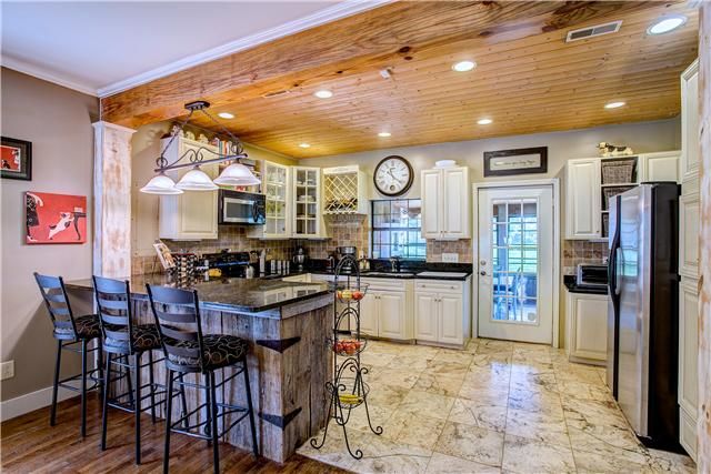 7677 Webster Rd, White House, TN 37188
