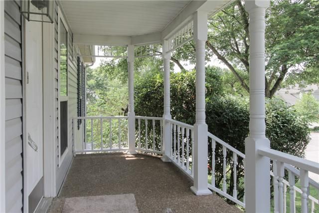 1400 Woodchimes Ct, Hermitage, TN 37076