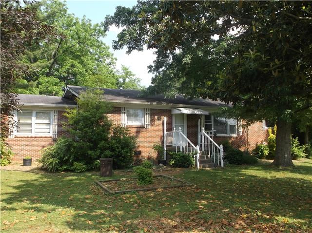 105 Arnold Ln, Murfreesboro, TN 37130
