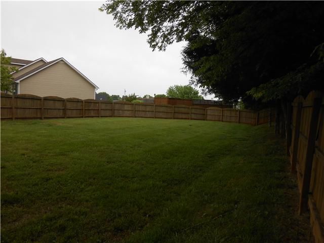 1807 Holts Ct, Murfreesboro, TN 37128