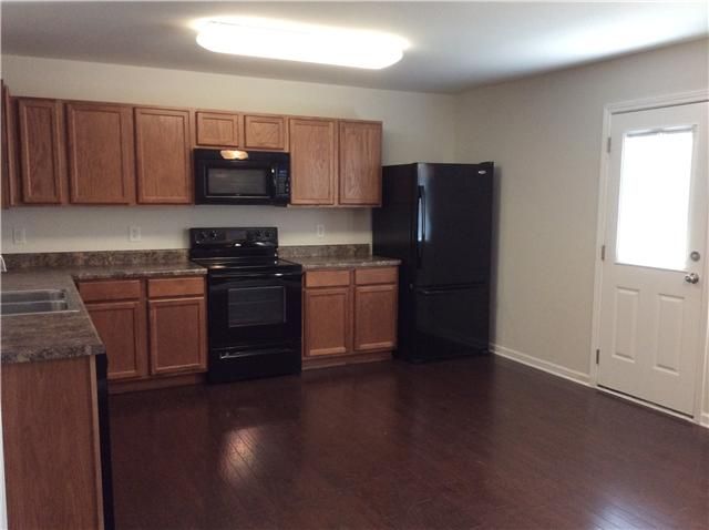 3735 Blaze Dr, Murfreesboro, TN 37128