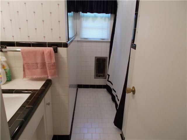 3006 Brookside Dr, Columbia, TN 38401