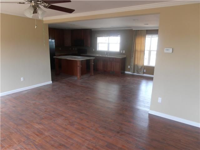 2001 Vancroft Cir, Spring Hill, TN 37174