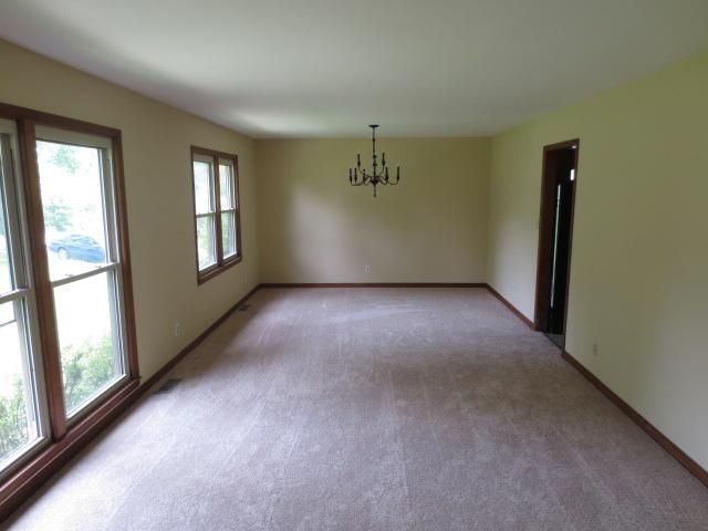 627 Main St, Greenbrier, TN 37073