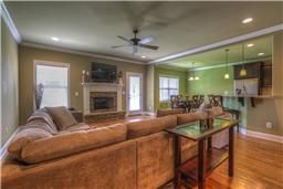8054 Fenwick Ln, Spring Hill, TN 37174