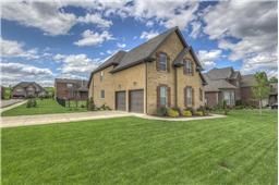 8054 Fenwick Ln, Spring Hill, TN 37174