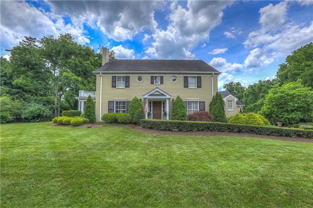 2409 Valley Brook Rd, Nashville, TN 37215