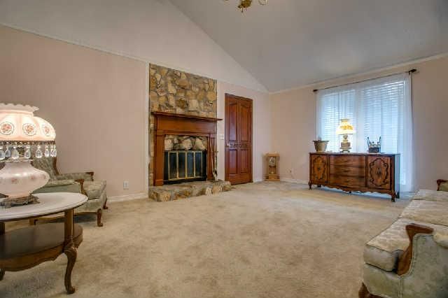 561 Moss Landing Dr, Antioch, TN 37013