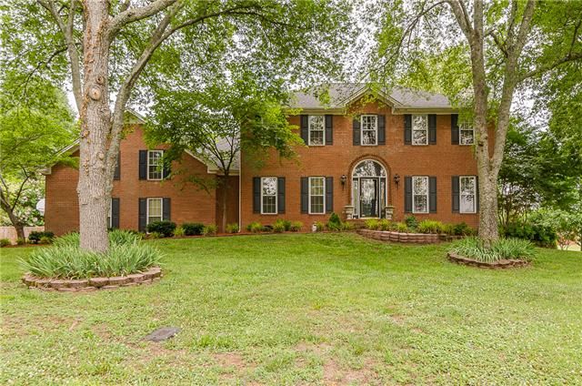 133 Riverchase Dr, Hendersonville, TN 37075