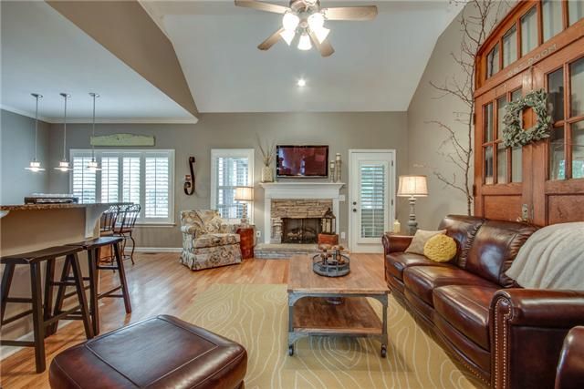 2819 Tweed Pl, Thompsons Station, TN 37179