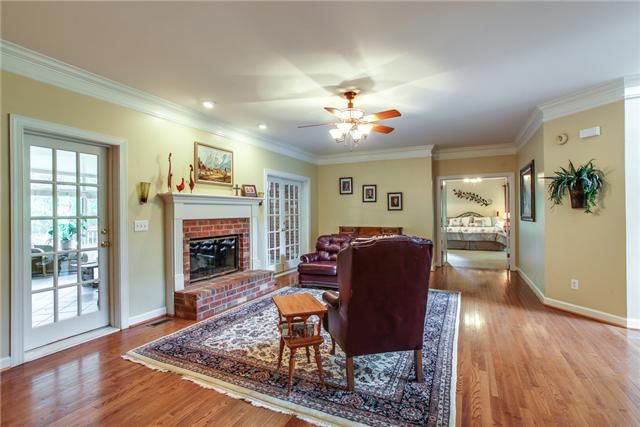 1023 Cedarview Ln, Franklin, TN 37067