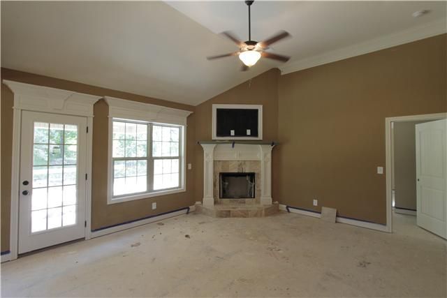 25 Harbor Pointe #25, Lebanon, TN 37087