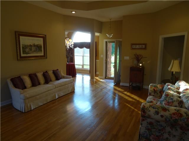2448 Pleasant View Rd, Pleasant View, TN 37146