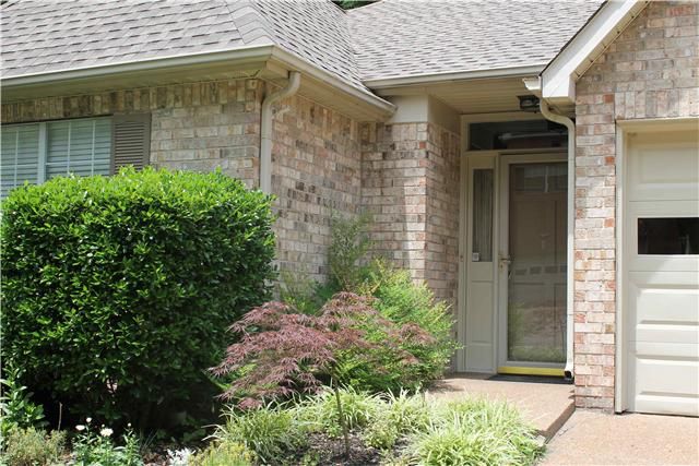 2529 Devon Valley Dr, Nashville, TN 37221