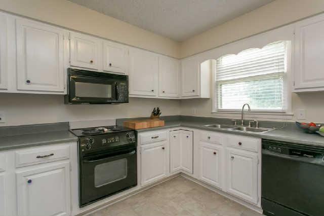 300 Cooks Rd, Mount Juliet, TN 37122