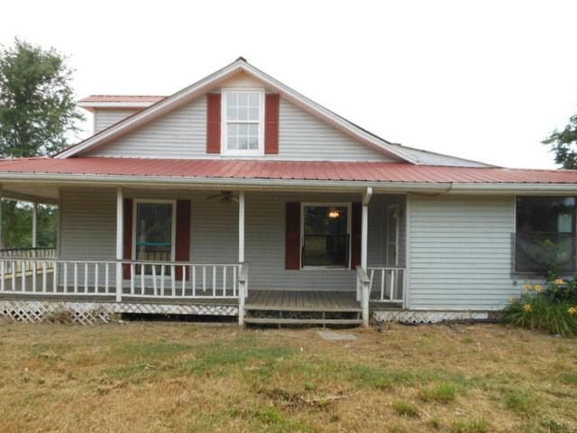 430 Bishop Troutt Rd, Westmoreland, TN 37186