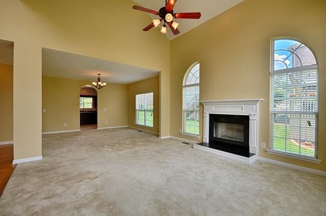 704 Candy Apple Cv, Antioch, TN 37013