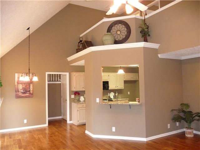 137 Covington Bend, White House, TN 37188