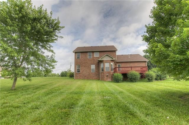 1013 Nuway Dr, Pleasant View, TN 37146