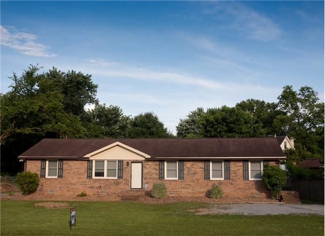 4336 Saundersville Rd, Old Hickory, TN 37138