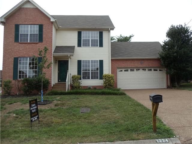 1224 Crestfield Dr, Nashville, TN 37211
