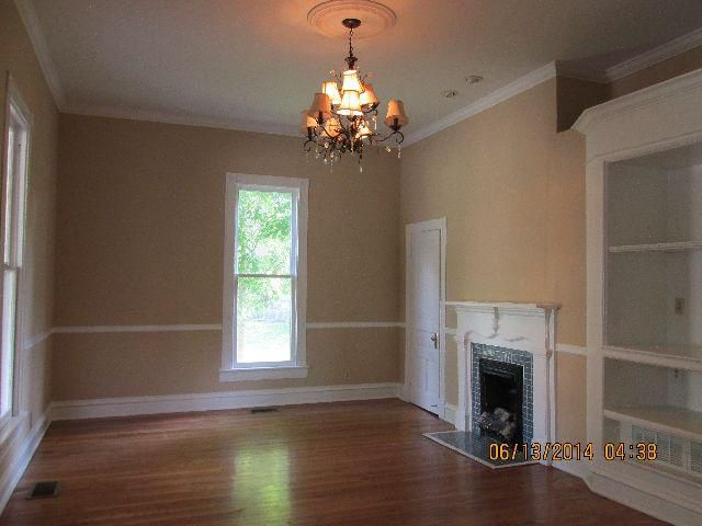 213 N Main St, Springfield, TN 37172