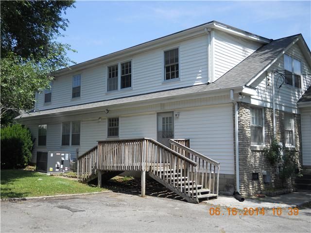318 Mcclain Ave, Lebanon, TN 37087