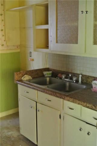 1823 Figures Ave, Columbia, TN 38401