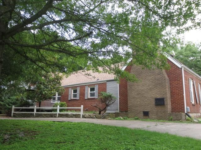 201 Edgemeade Dr, Madison, TN 37115