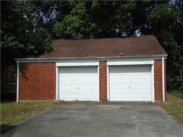 2212 Ridgecrest Dr, Nashville, TN 37216