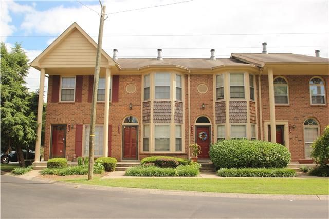 348 Hickory Pl #348, Nashville, TN 37214