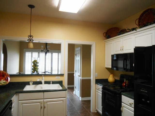 1618 E Blairmont Dr, Lebanon, TN 37087