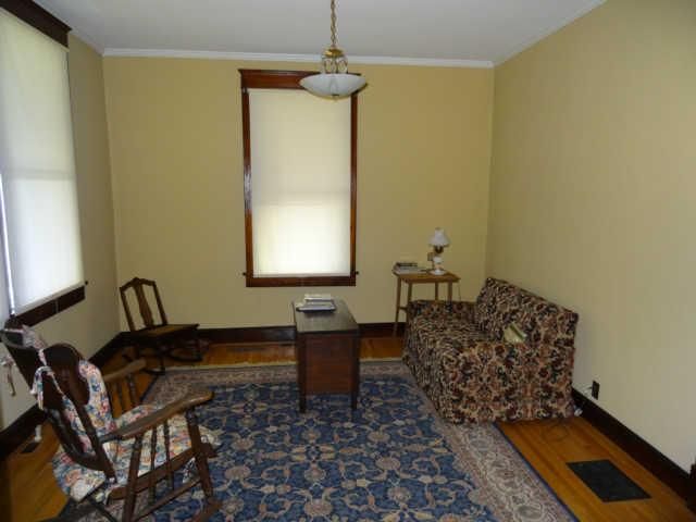 413 Locust St, Springfield, TN 37172