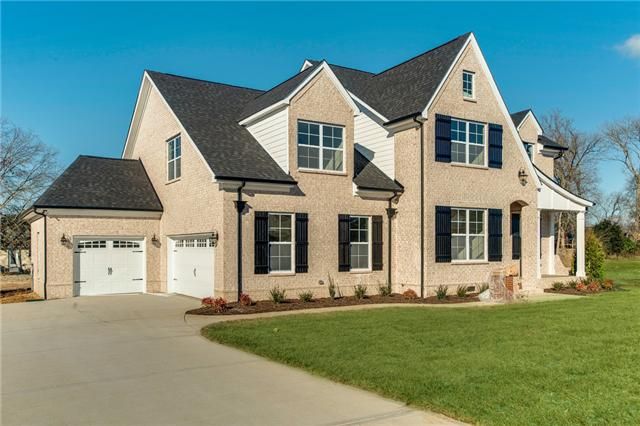 2719 Wynthrope Hall Dr, Murfreesboro, TN 37129