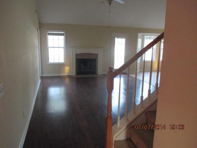 504 Barking Dr, Smyrna, TN 37167