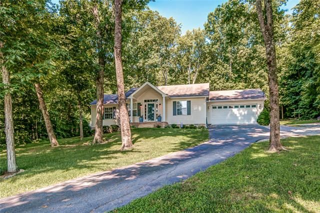 547 D V Cir, Spring Hill, TN 37174
