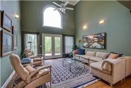 124 Bluegrass Cir, Hendersonville, TN 37075