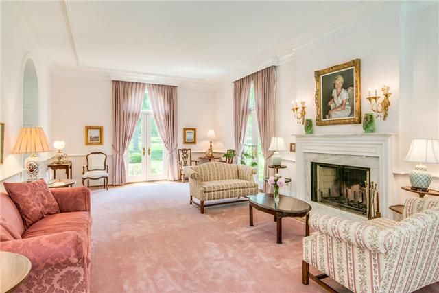 1202 Chickering Rd, Nashville, TN 37215