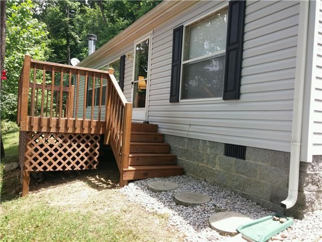 2079 Preacher Holt Rd, Mount Pleasant, TN 38474