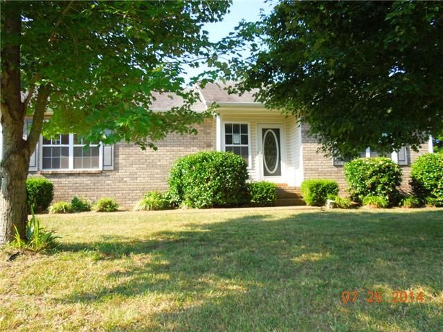 136 Cora St, Portland, TN 37148